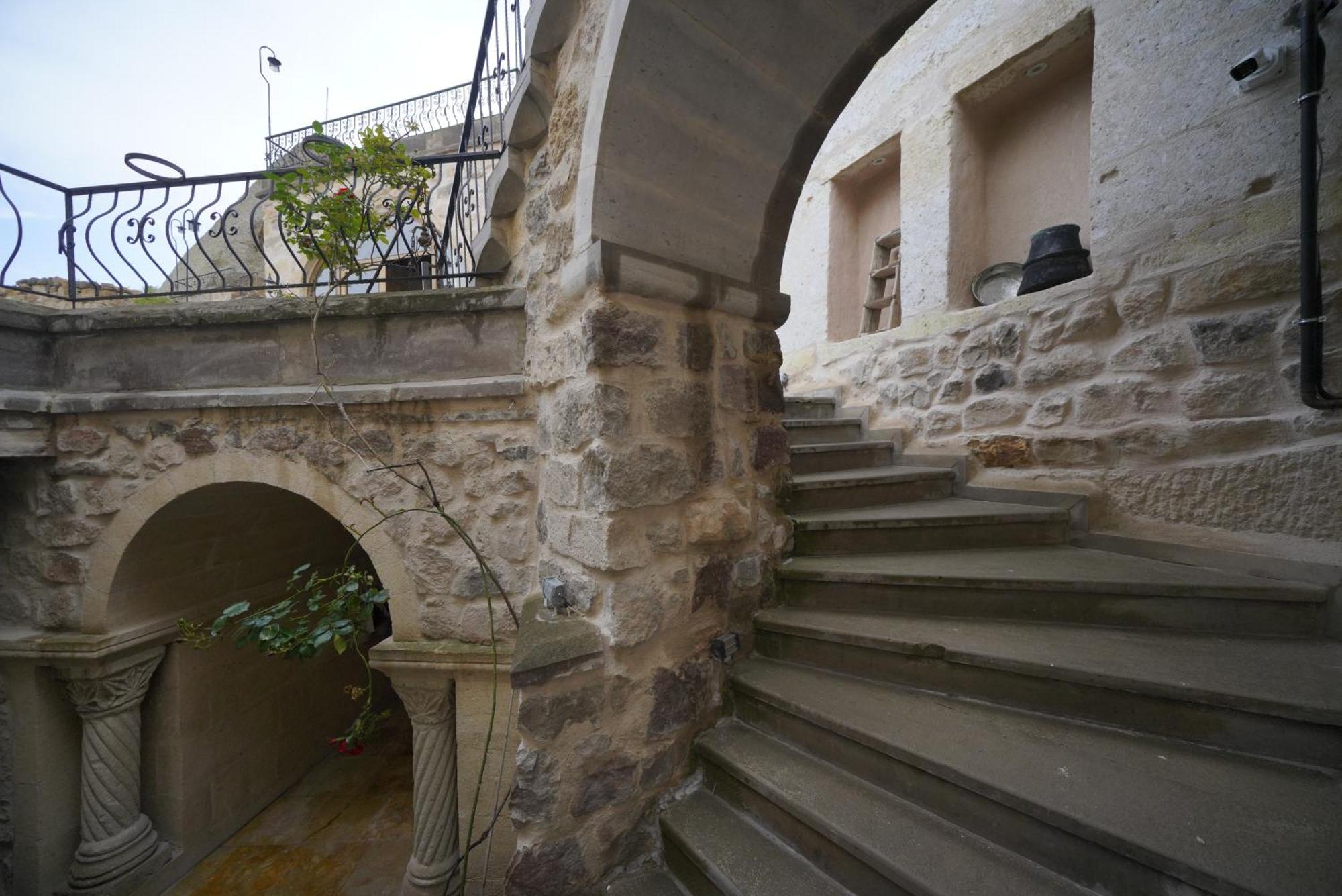 Ages In Cappadocia Hotel Uchisar Exterior photo